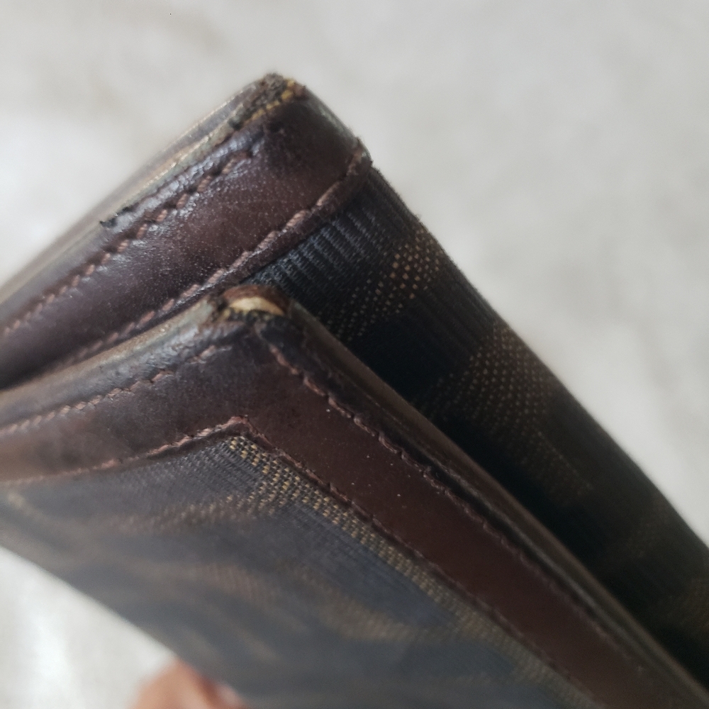 Fendi Brown and Black Wallet - Picture 6 of 15